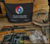 Polícia Ambiental apreende armas, carne de animais silvestres e equipamentos de caça em Treze Tílias